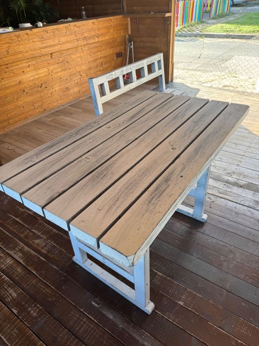 Маси и пейки за заведение