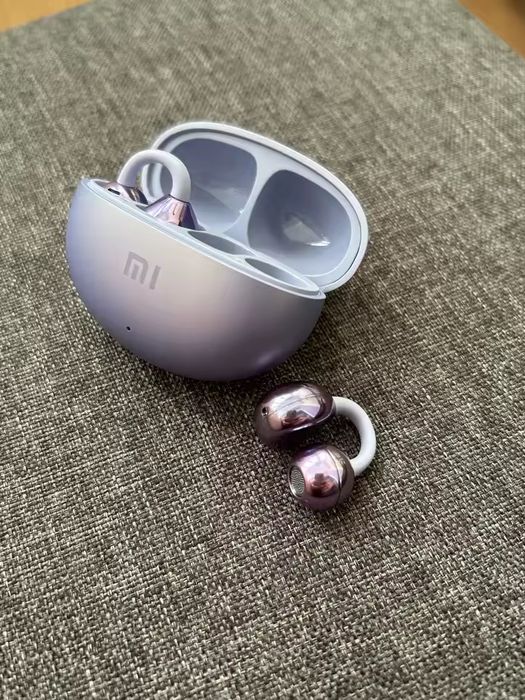 Casti xiami disponibil pe mai multe culori model nou