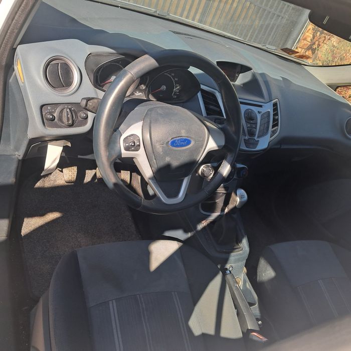 Dezmembrez Ford Fiesta 2010 1.4 benzina si Opel Insignia 2013 1.6 dies