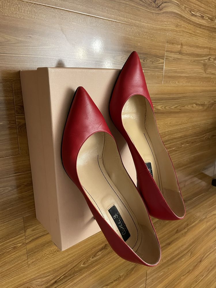Vand pantofi piele stileto