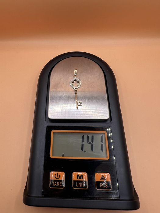 Продам золотой ключик.