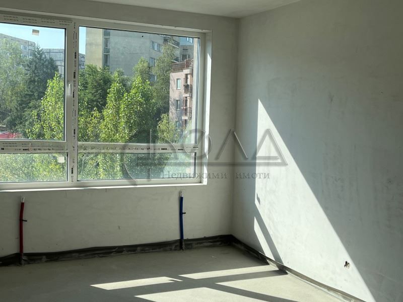 Продава се Тристаен апартамент в София, Витоша - 136 кв.м за 1964 €/кв.м - Снимка #7