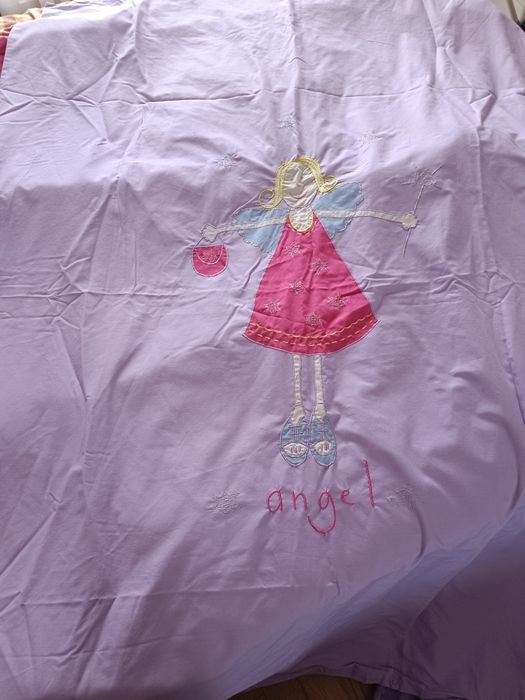 Детско спално бельо за момиче.