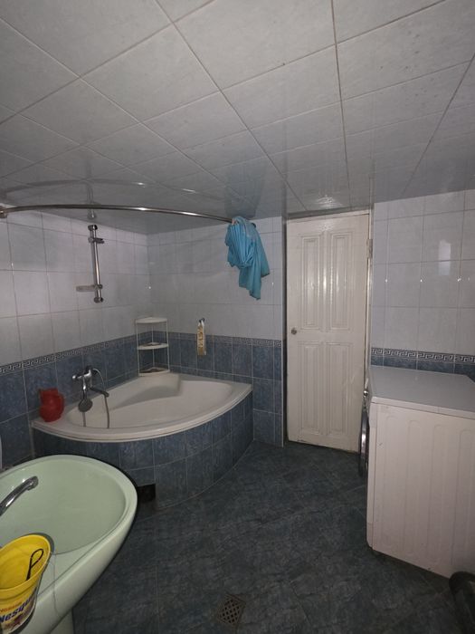 Хавли Сиёб Бозор на против 3 соток 4 хона 80000 уе