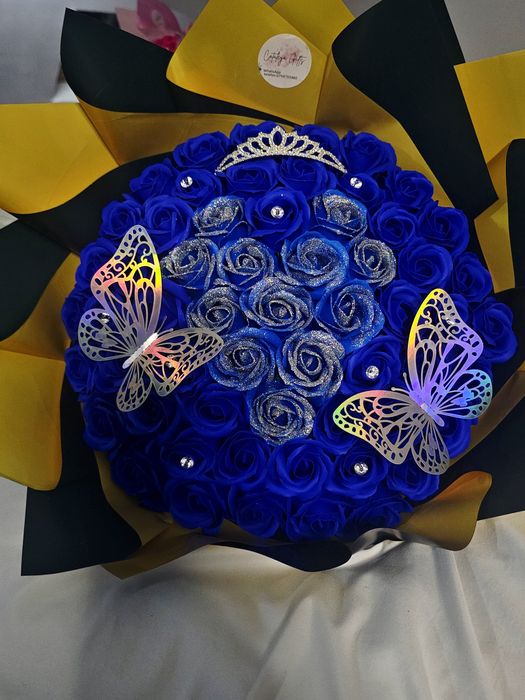 Buchete de trandafiri de sapun si aranjamemte florale