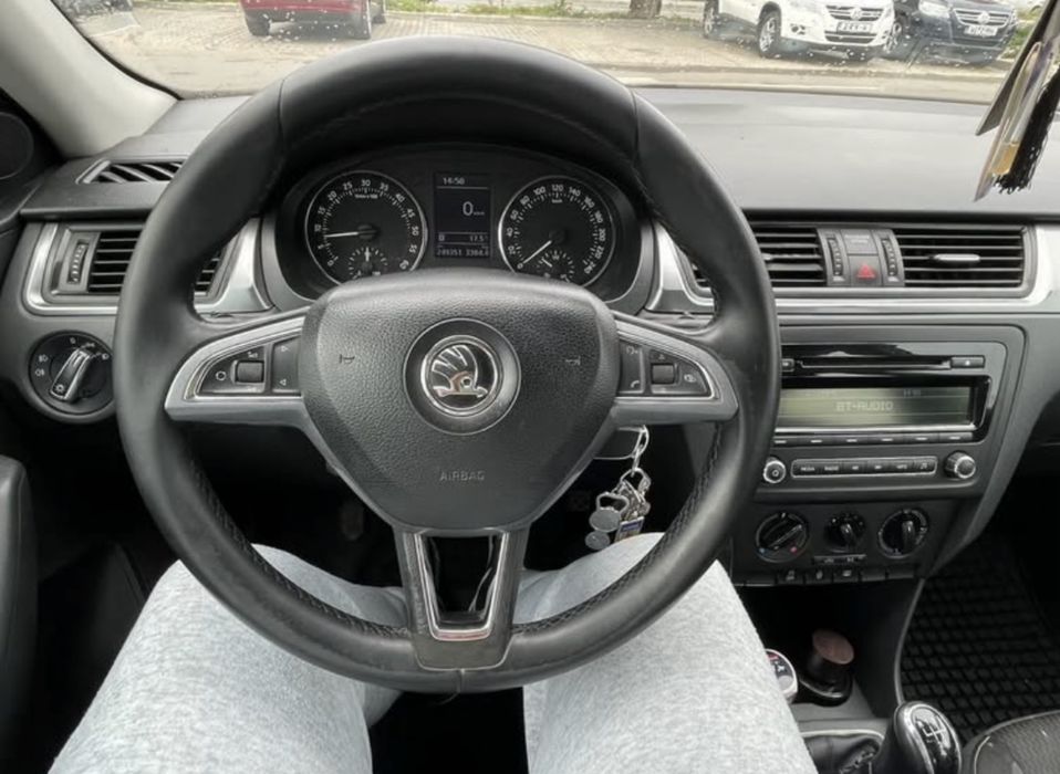 Skoda Rapid Alb Perlat