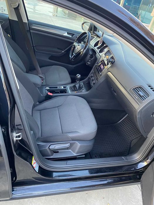 VW Golf 7 2014 1.6TDi 110 CP E5 6 trepte Clima Navi, Primul Proprietar