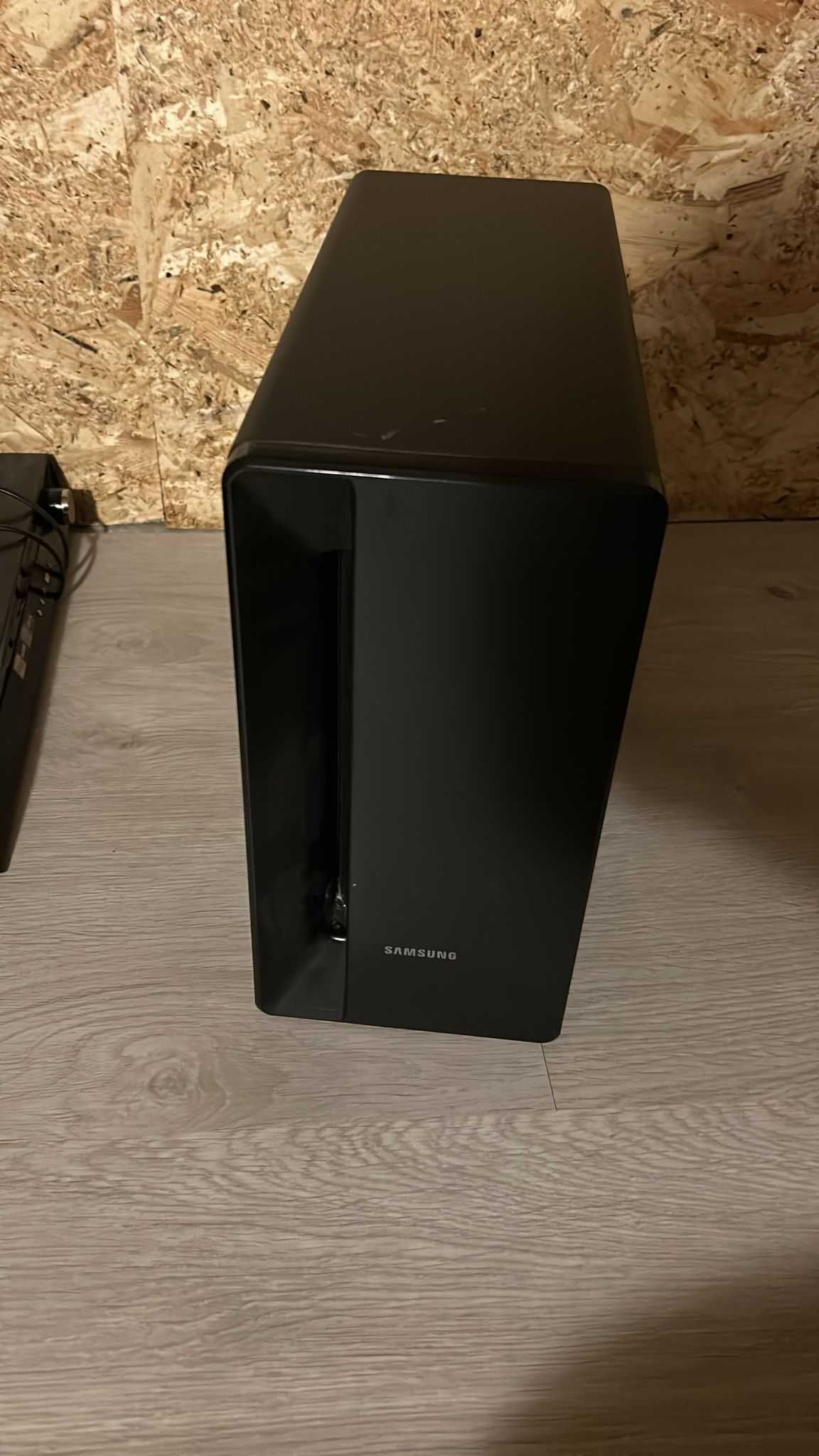 Sistem sourround Samsung 5.1 picioare inalte