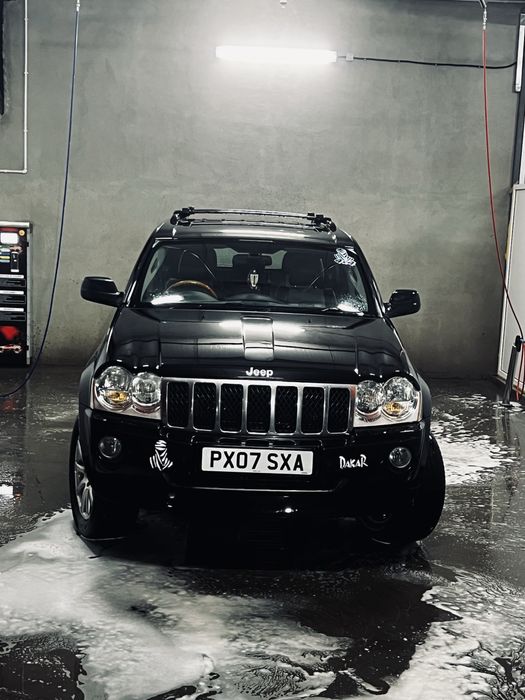 Grand cherokee overland