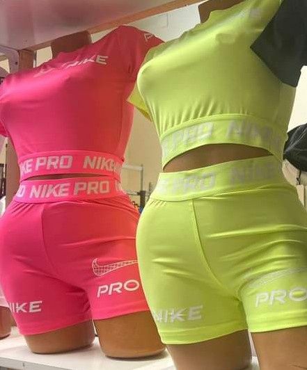 Compleuri sport pentru dama