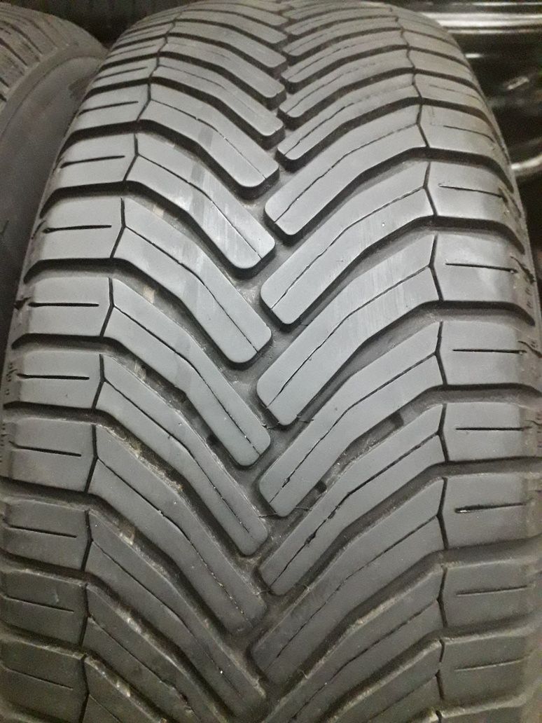 Michelin 195/65/15-2бр дот 2520