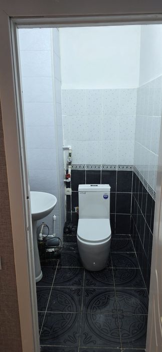 Qarshi shahar infin bank yonida Ijaraga beriladi yangi remontdan chiqd