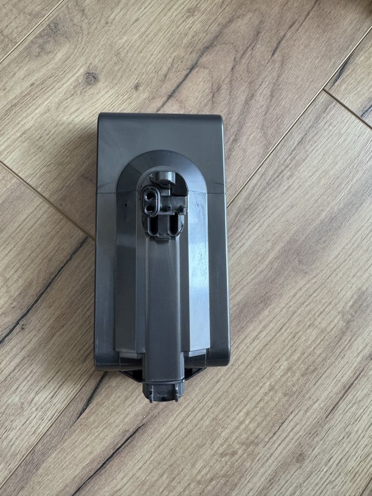 Батерия за безкабелна прахосмукачка DYSON V11