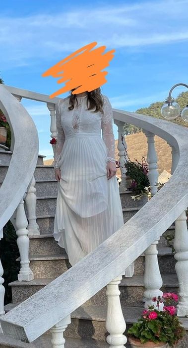 Rochie mireasa cu mâneci lungi