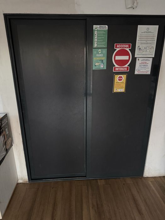 Ușă glisanta aluminium