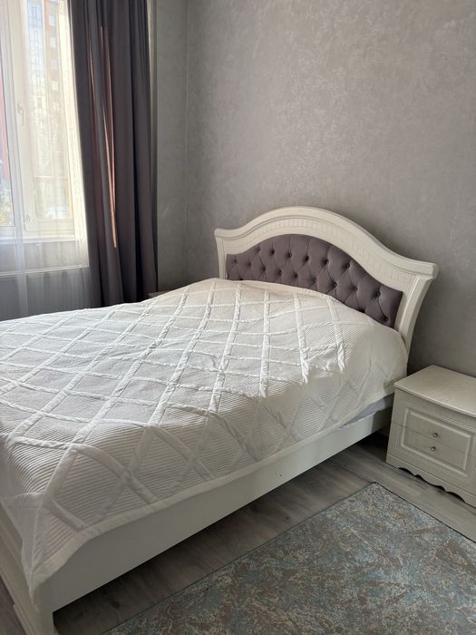 Спальный гарнитур(без матраса)