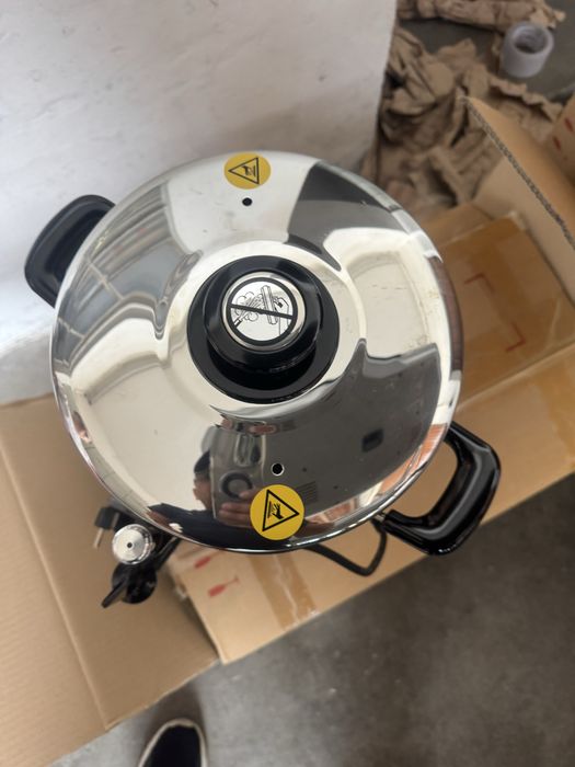 Percolator electric/ firbator de apa/cafea/ceai