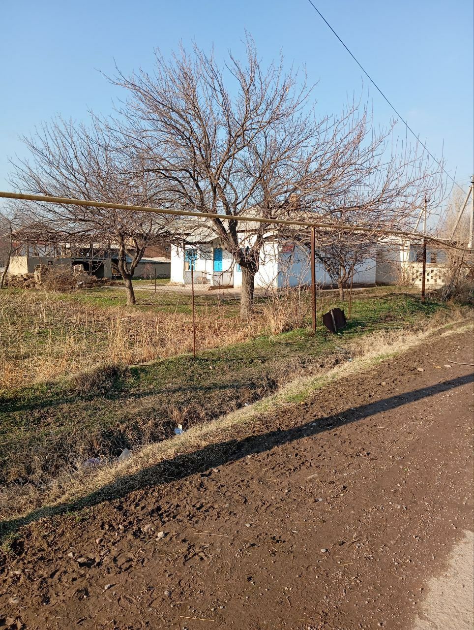 Продаётся участок ховли сотилади
