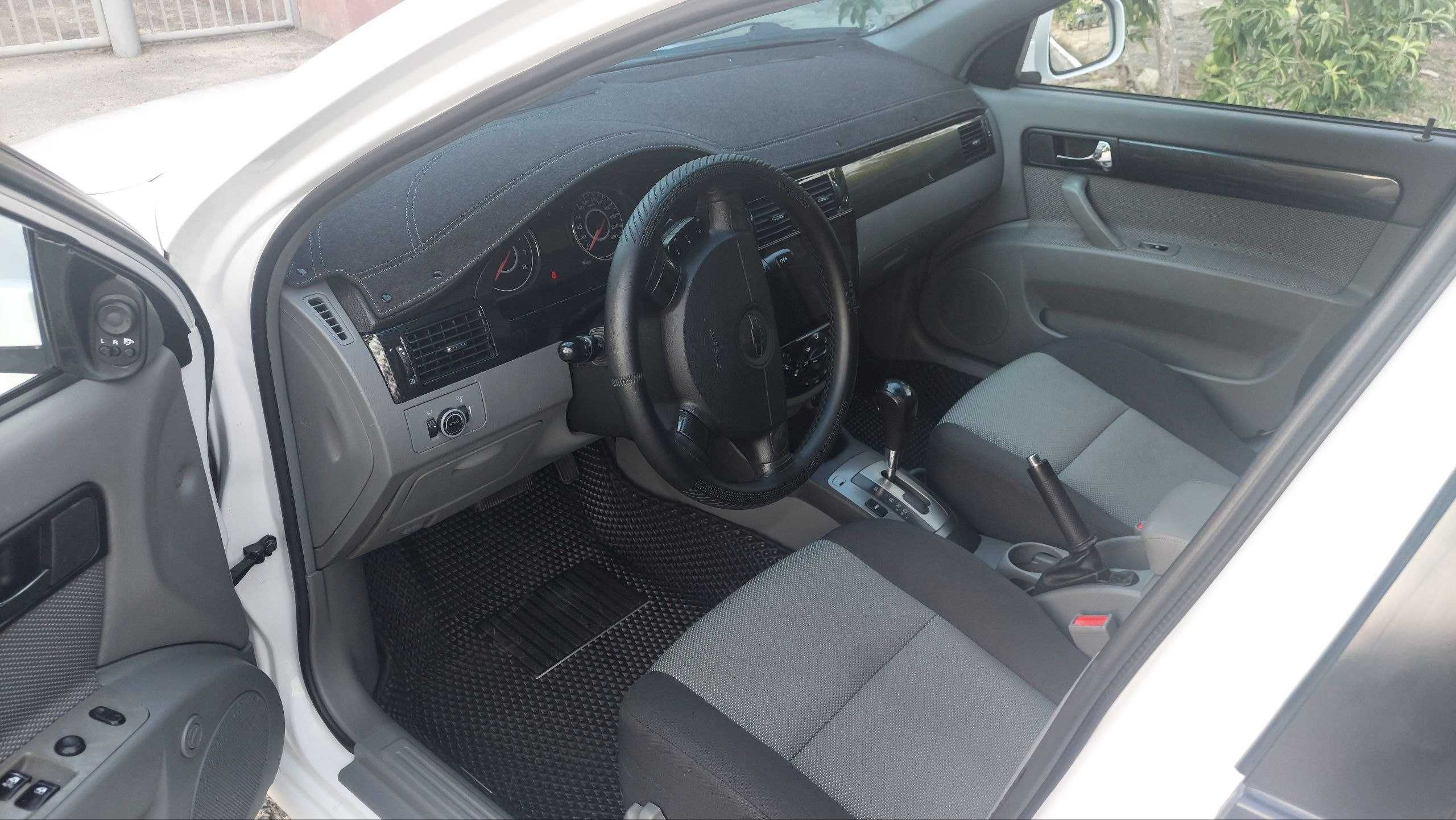 Gentra 3- позиция автомат (LASETTI 2 CDX, GBASPG) сотилади.