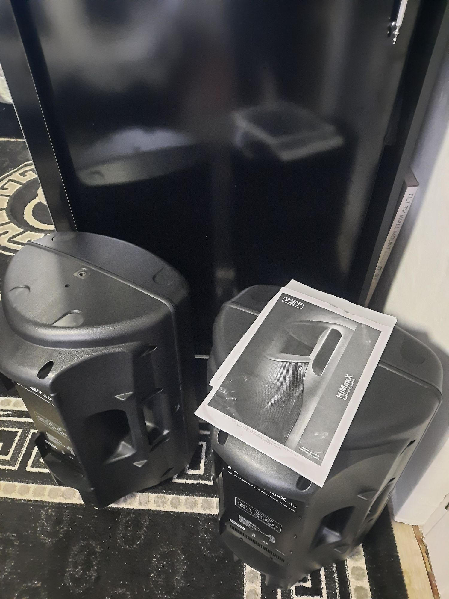 Vând boxe FBT Himaxx  40