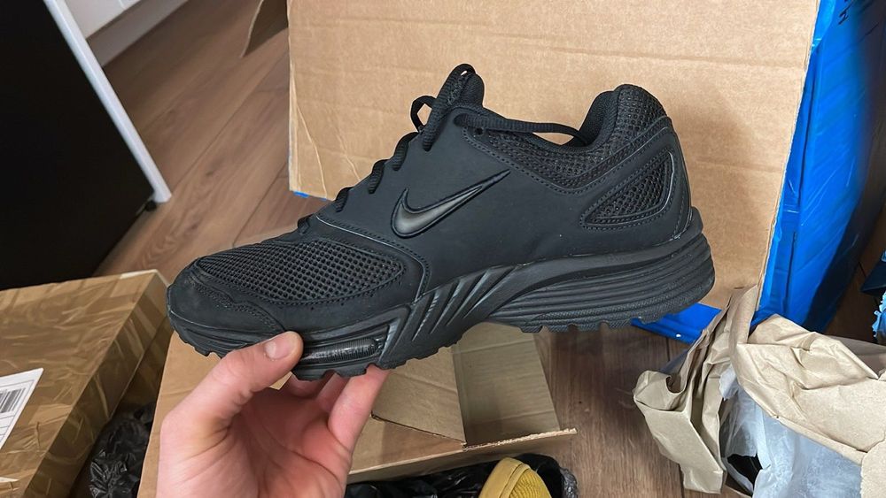 Маратонки NIKE различни модели.