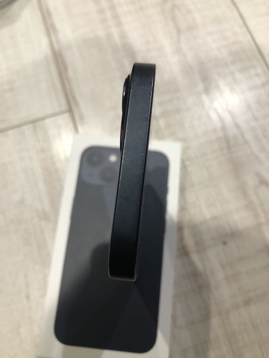 Много запазен iphone 13 midnight 128gb