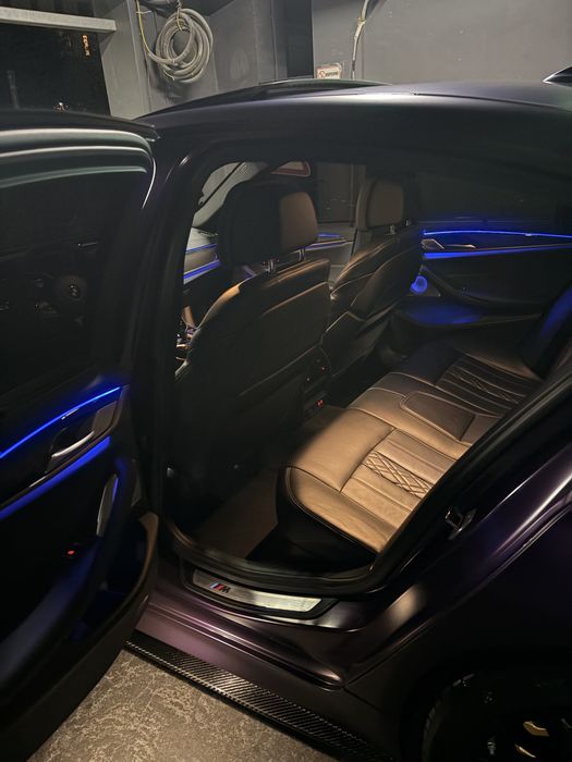 BMW M550i 2023 yil 42.000km yurgan stage 2+ da +-700ot kuchi