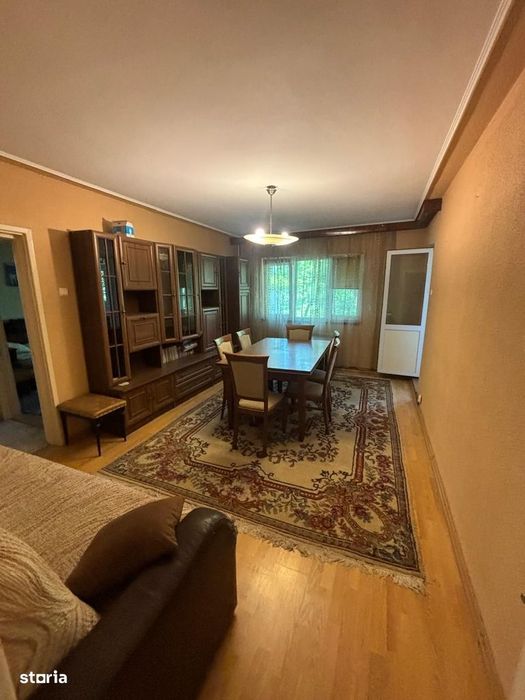 Apartament cu 4 camere in zona Podu Ros - Tutora