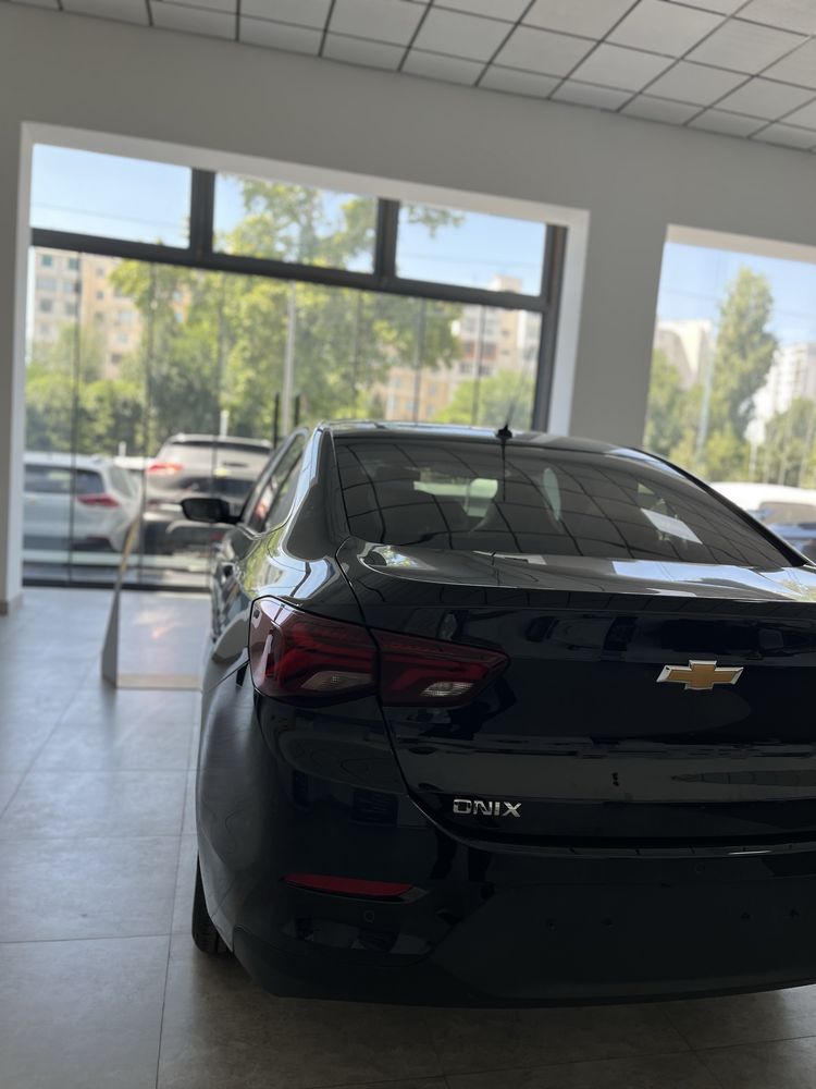 Onix Premier 2025 0 probeg 32 milion bilan