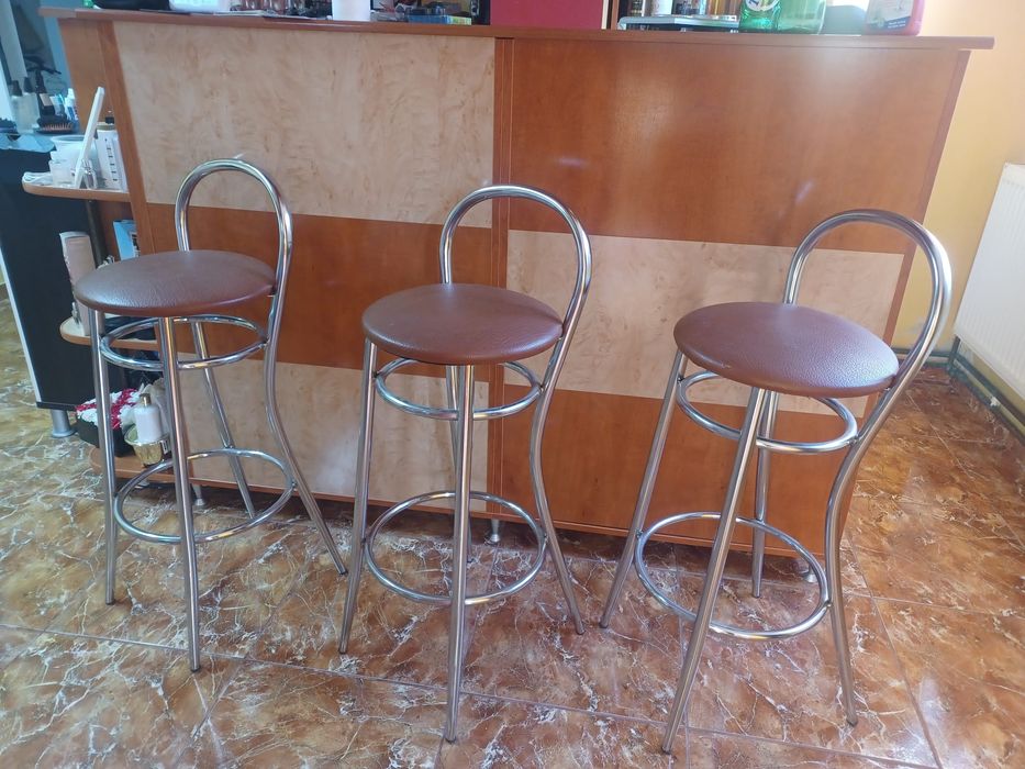 Bar și scaune bar