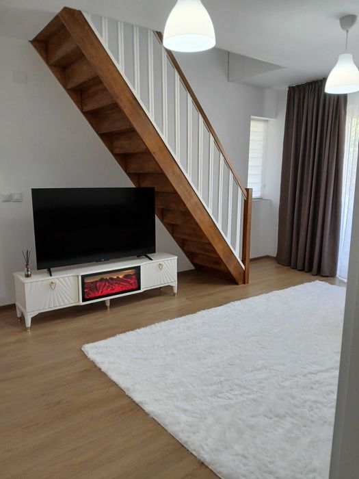 Închiriez apartament str Amaradia lângă Penny Market