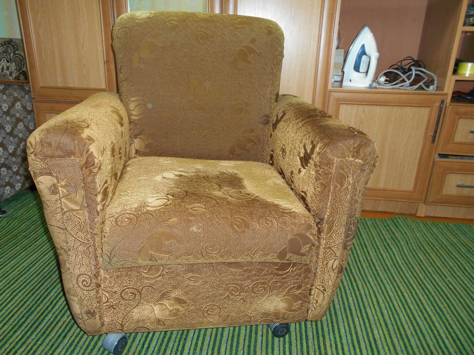 продам мягкое кресло