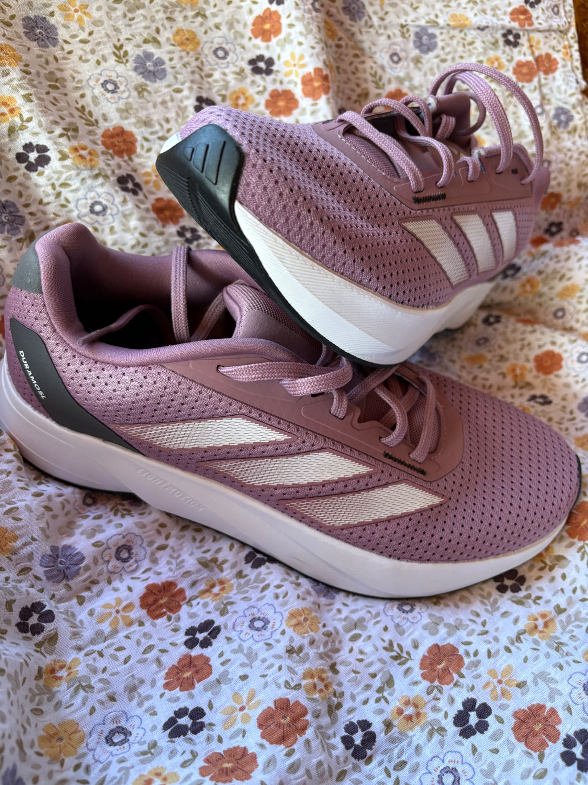 маратонки Adidas Galaxy 6
