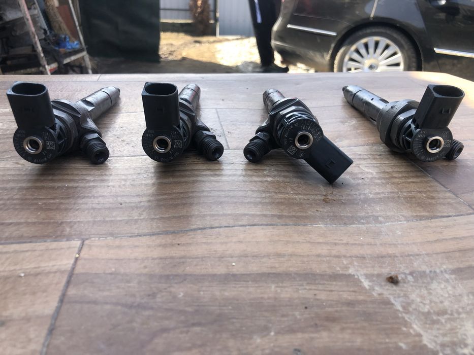 Vand piese bmw f10 2l 184 cai