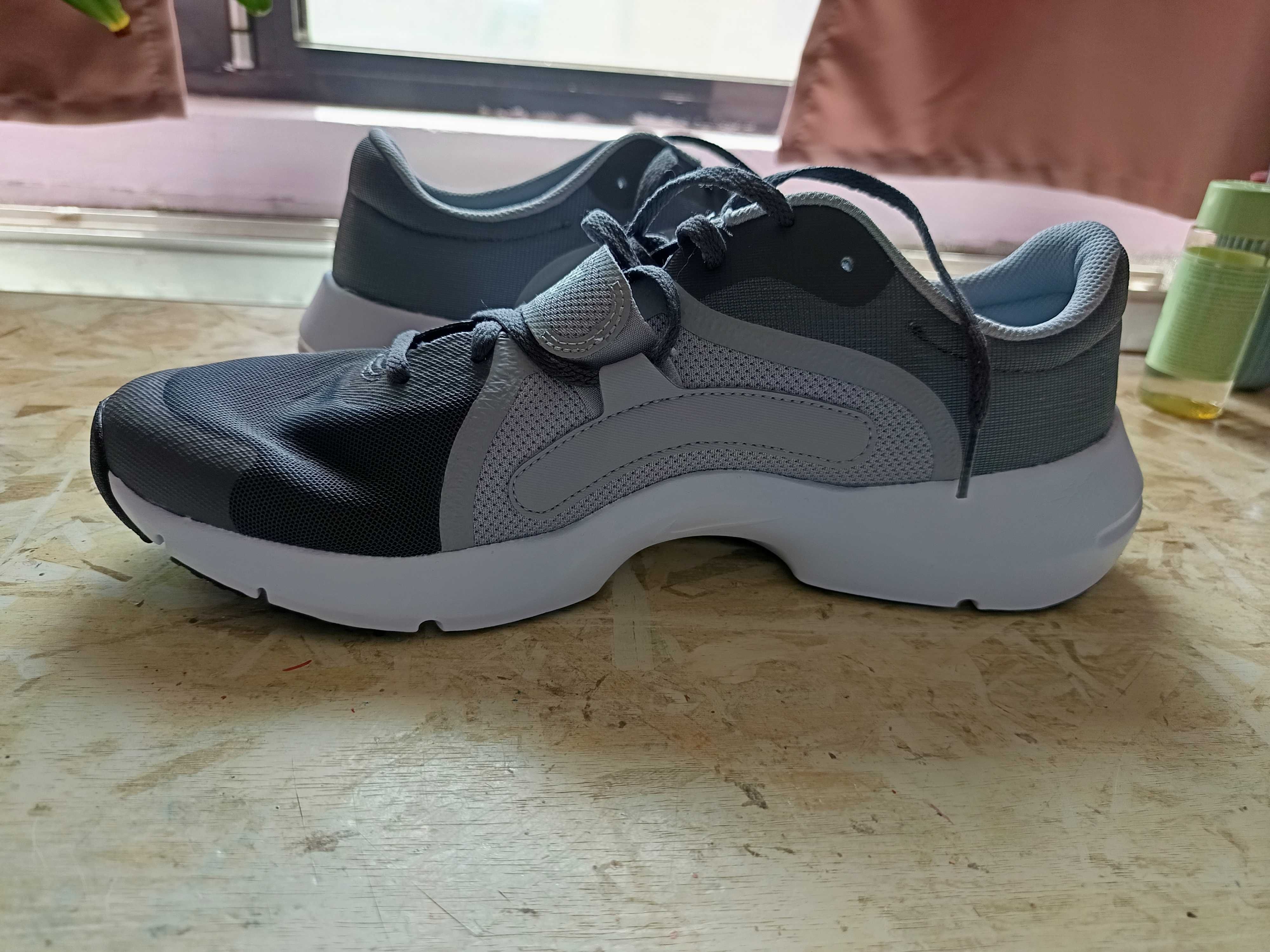 Маратонки Nike, 45-46 размер