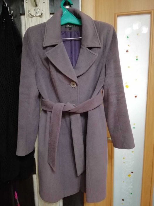 Женское пальто (2 штуки)