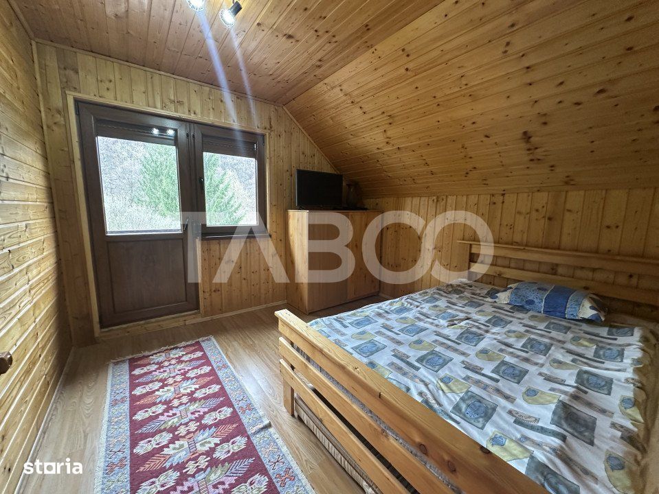 Cabana cu 1524 mp de teren de vanzare pe Valea Avrigului in zona Mlaci