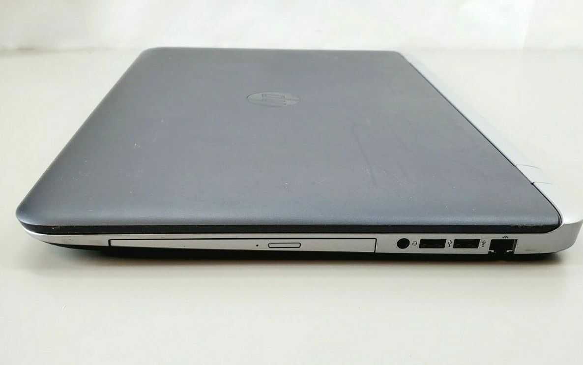 Лаптоп HP 470 G3 I5-6300U 16GB 256GB SSD 17.3 HD+ Windows 10