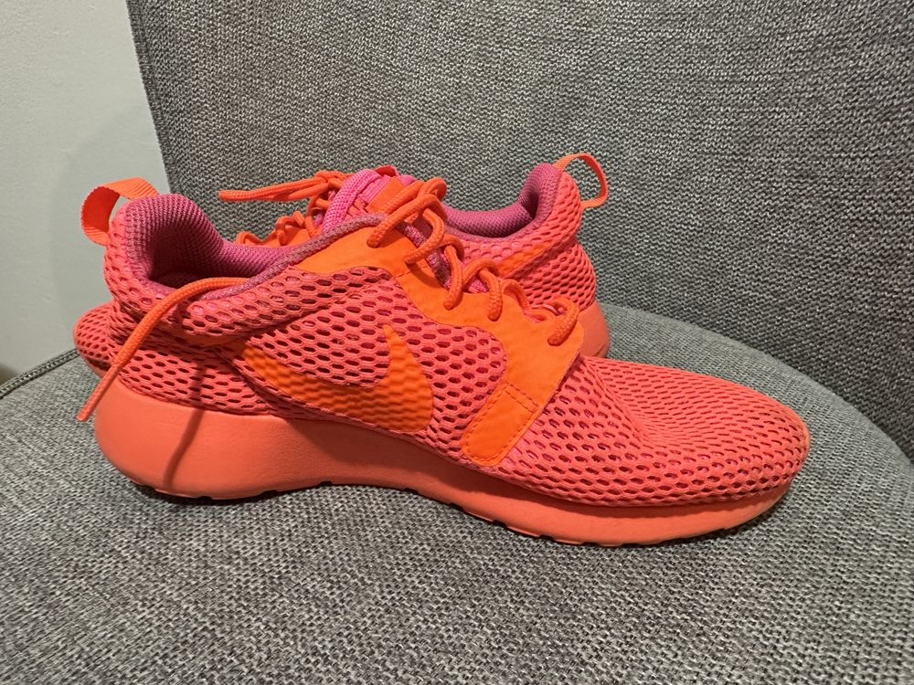Nike roshe run дамски маратонки