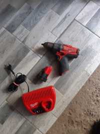 Bormasina filetanta Milwaukee  M 12 CDD