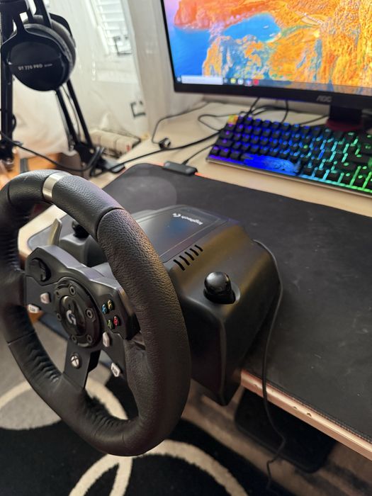 Волан и педали Logitech g920