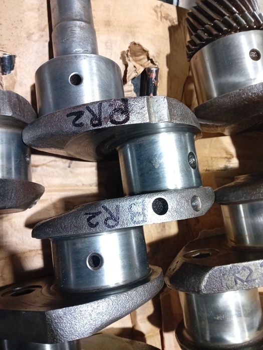 Arbore cotit Tractor U 650