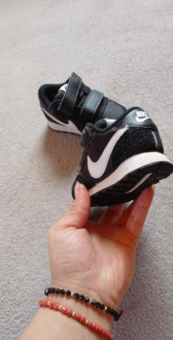 Vând încălțăminte pentru copii