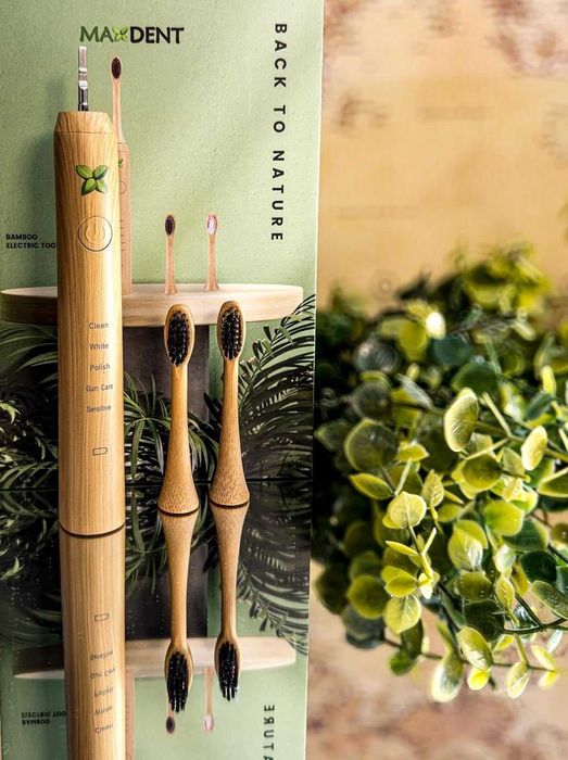 Акумулаторна електрическа четка за зъби Maxdent от бамбук, 3 глави