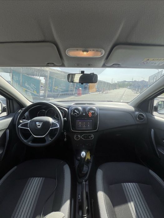 Sandero Stepway cu revizii doar la REPREZENTANTA