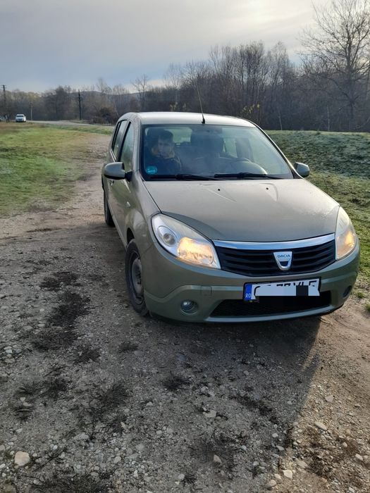 Vând Dacia Sandero