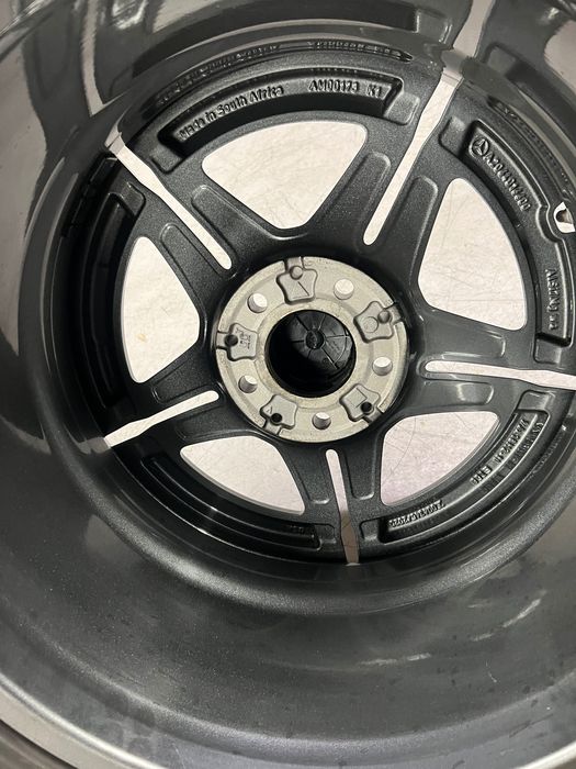 Jante OEM Mercedes AMG C-class/A-class/CLA R18