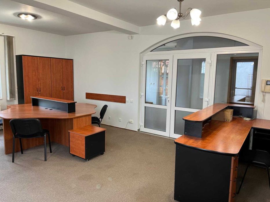 De închiriat birou mobilat 50 mp zona Gara Centrală și Stadion, Oradea