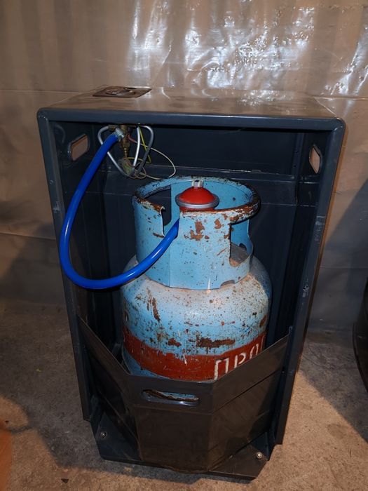 Газова печка с бутилка