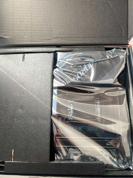 Placa de baza Gigabyte Aorus Z890 Master LGA1851 PCIE5 DDR5 NOU